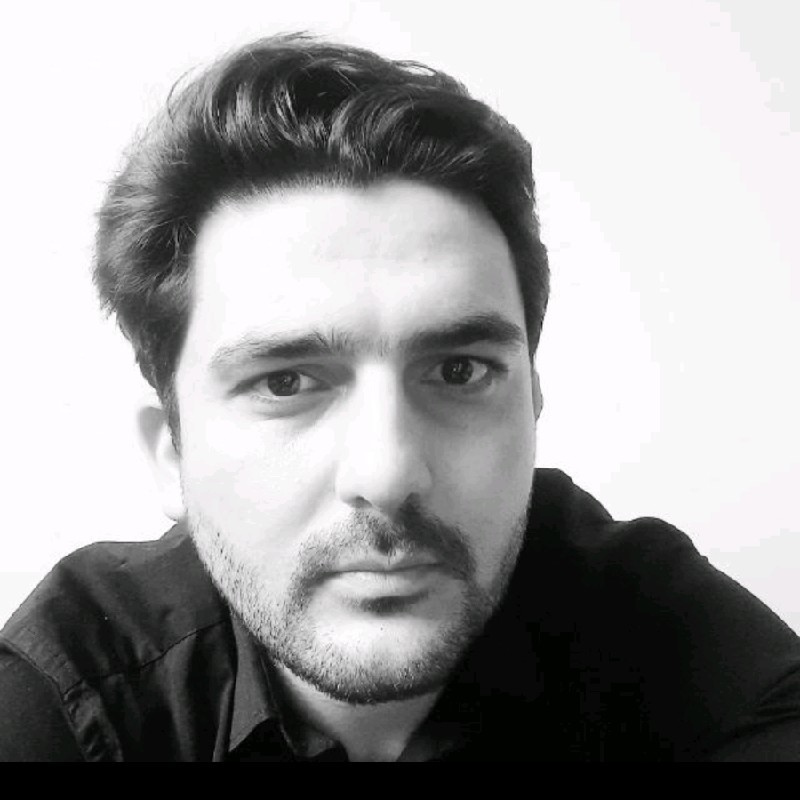علی پیکانی